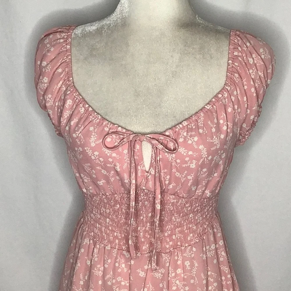 Love Tree Smocked Milkmaid Ditsy Floral Dress Size S - Picture 3 of 14